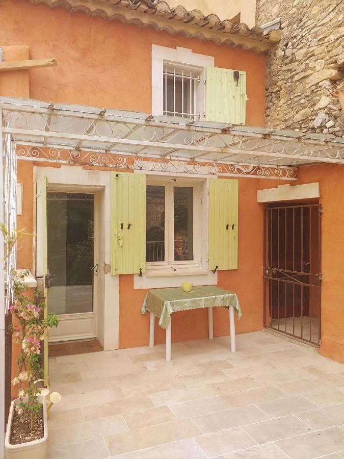 Maison Au Coeur De Fontaine De Vaucluse, Nichee Sur Le Rocher Et Surplombant La Sorgue المظهر الخارجي الصورة